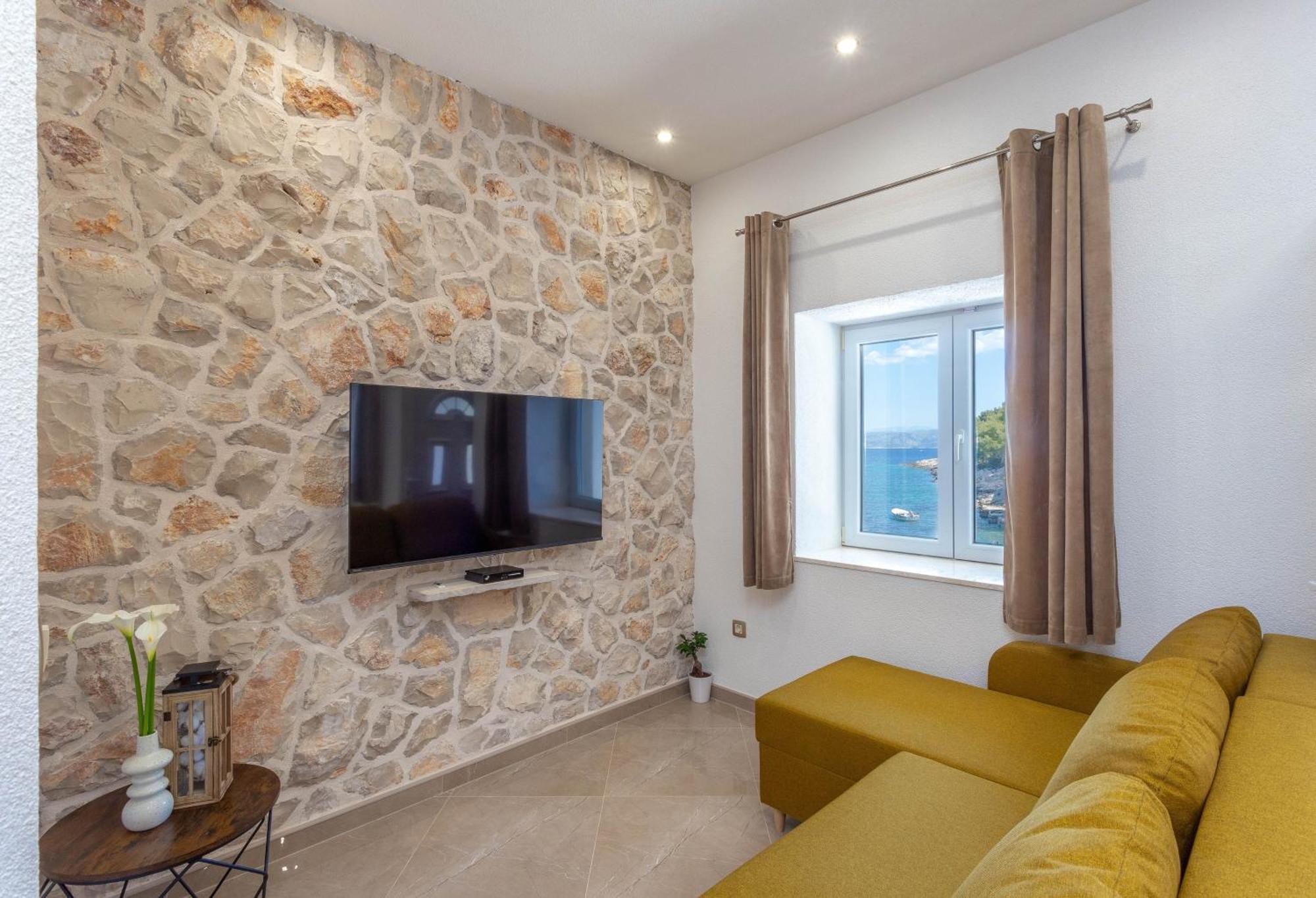 Apartment Zastupac 8761A Hvar Town Exteriör bild